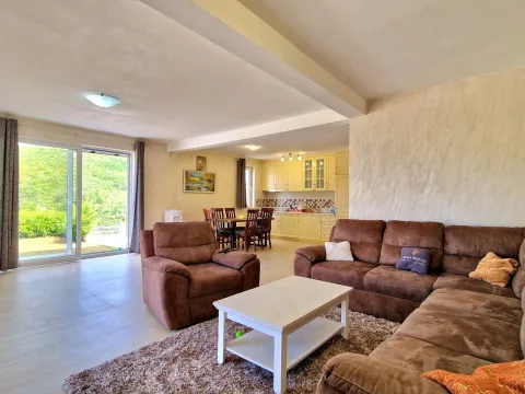 Prodaja, kuća, 185m², Zagora, Kotor - image 3