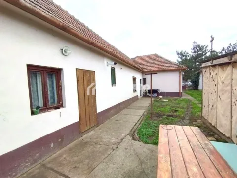 Sale, house, 85m², Bagljaš, Zrenjanin - image 17