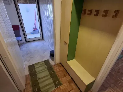 Izdavanje, jednosoban stan, 33m², Novo naselje, Novi Sad - image 4