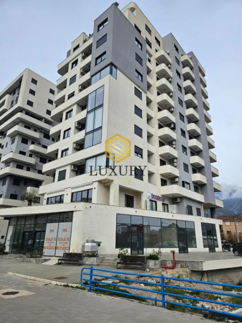 Sale, office space, 180m², Centar, Bar