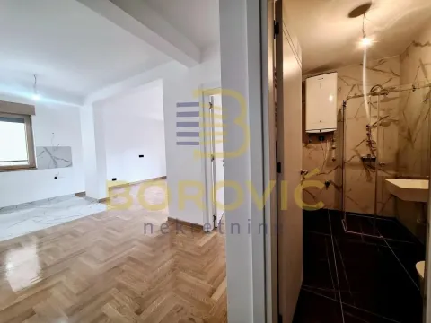 Prodaja, dvosoban stan, 68m², Kluz, Zvezdara Sve Podlokacije - image 12