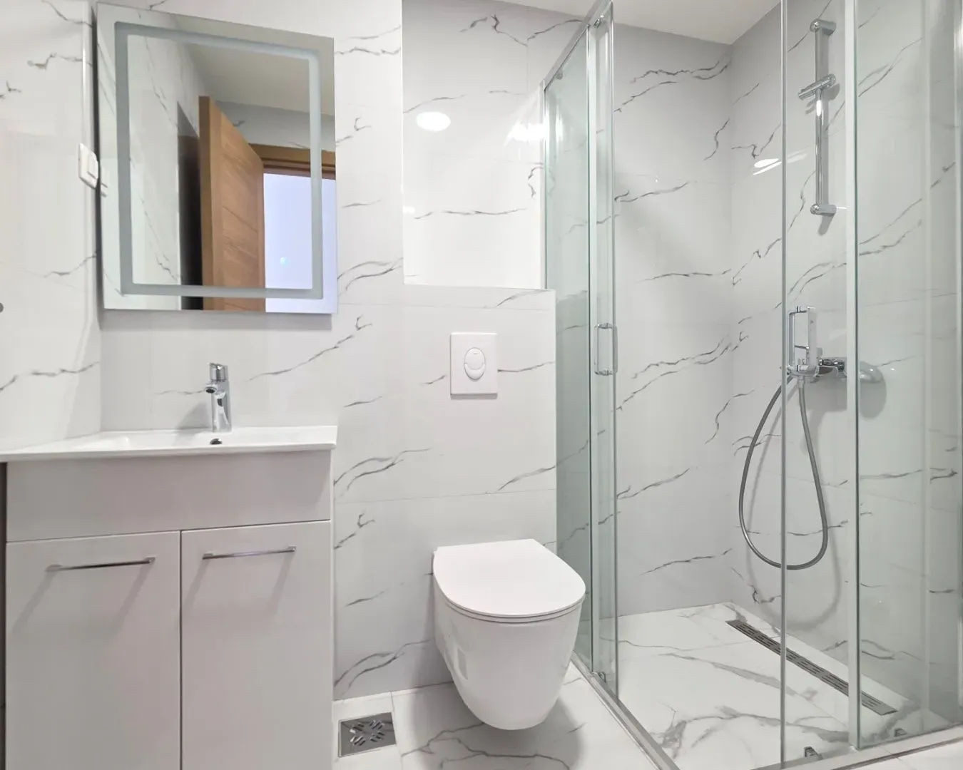 Prodaja, dvosoban stan, 162m², Kamenovo, Budva