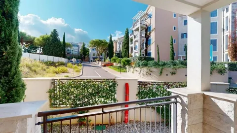 Prodaja, dvosoban stan, 55m², Tivat, Crna Gora - image 9