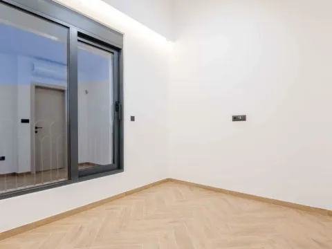 Prodaja, kuća, 240m², Kamenovo, Budva - image 10