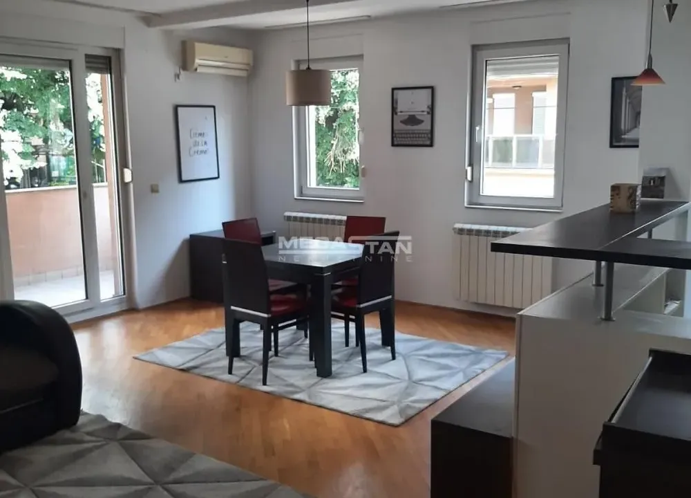 Prodaja, trosoban stan, 90m², Voždovac Sve Podlokacije, Beograd