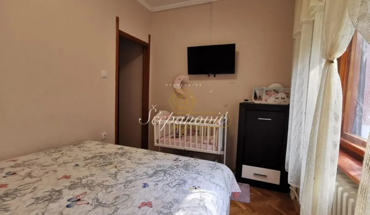 Prodaja, dvosoban stan, 52m², Grbavica, Novi Sad Sve Podlokacije