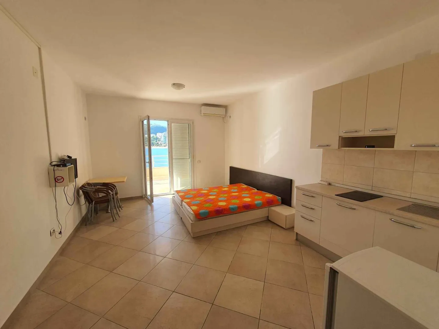 Prodaja, garsonjera, 292m², Rafailovići, Budva