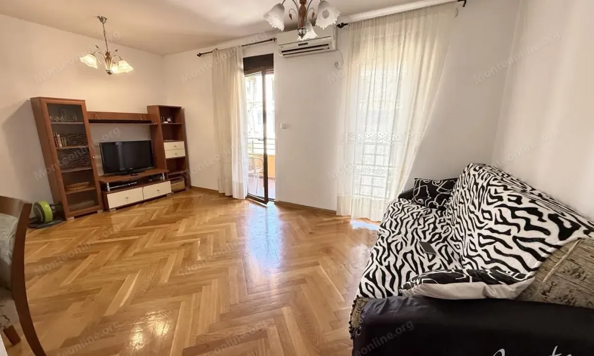 Prodaja, jednosoban stan, 49m², Podkošljun, Budva