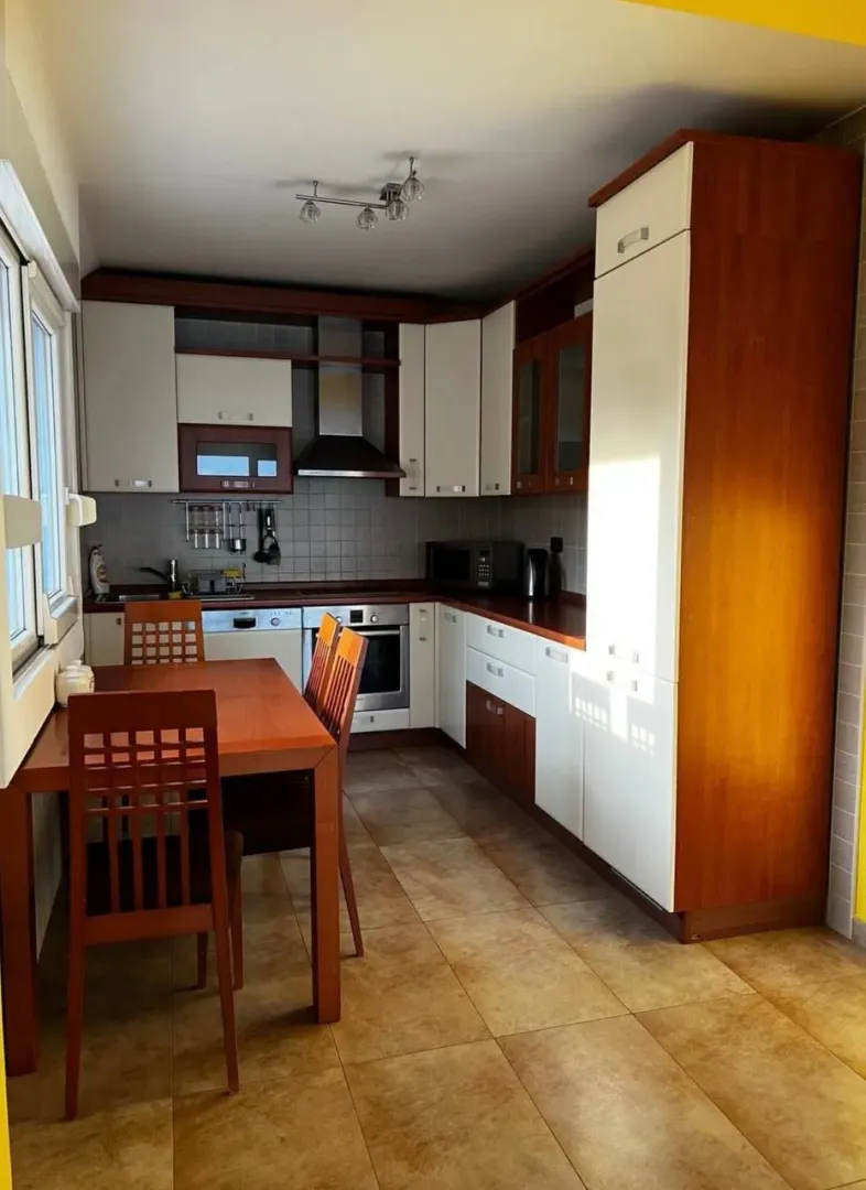Rent, three bedroom apartment, 183m², Bečići, Budva