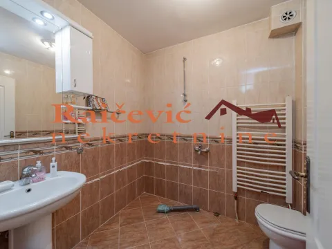 Prodaja, trosoban stan, 127m², Zvezdara Sve Podlokacije, Beograd - image 17