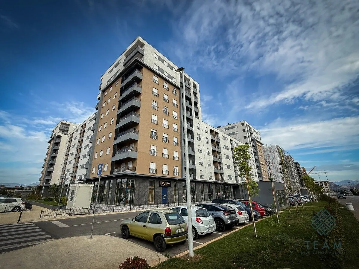 Izdavanje, poslovni prostor, 112m², Stari Aerodrom, Podgorica