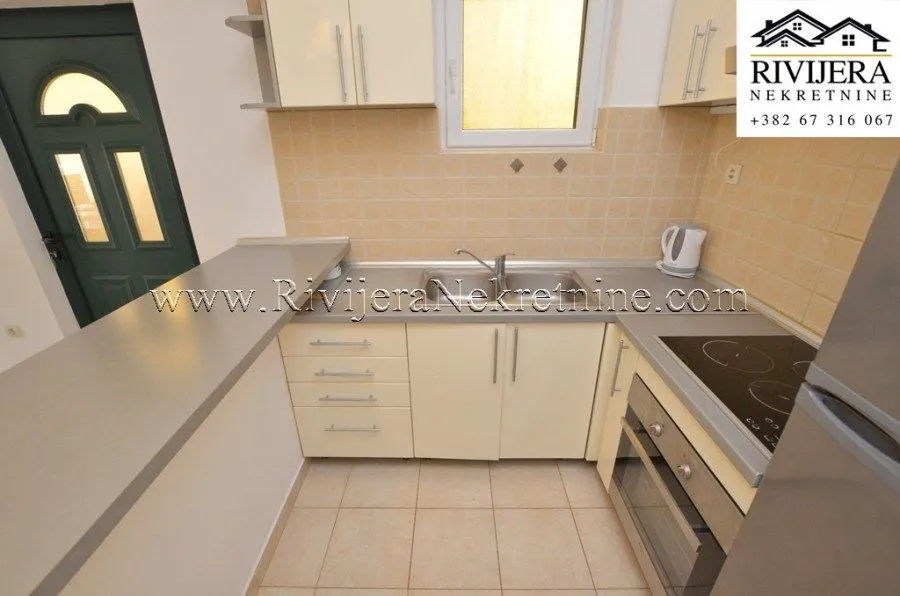 Prodaja, jednosoban stan, 60m², Đenovići, Herceg Novi