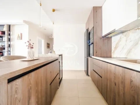 Prodaja, četvorosoban stan, 110m², Južni Bulevar, Vračar Sve Podlokacije - image 8