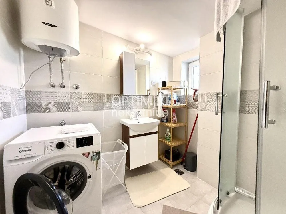 Rent, three bedroom apartment, 76m², Botanička Bašta, Palilula Sve Podlokacije