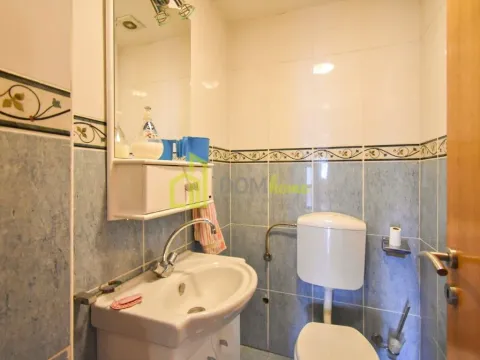 Prodaja, četvorosoban stan, 157m², Pobrežje, Podgorica - image 7