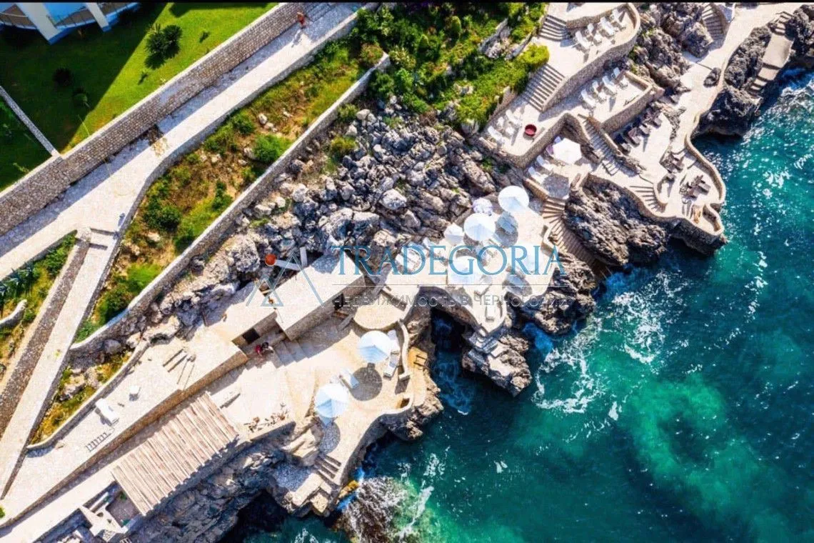 Prodaja, dvosoban stan, 106m², Dobra Voda, Bar
