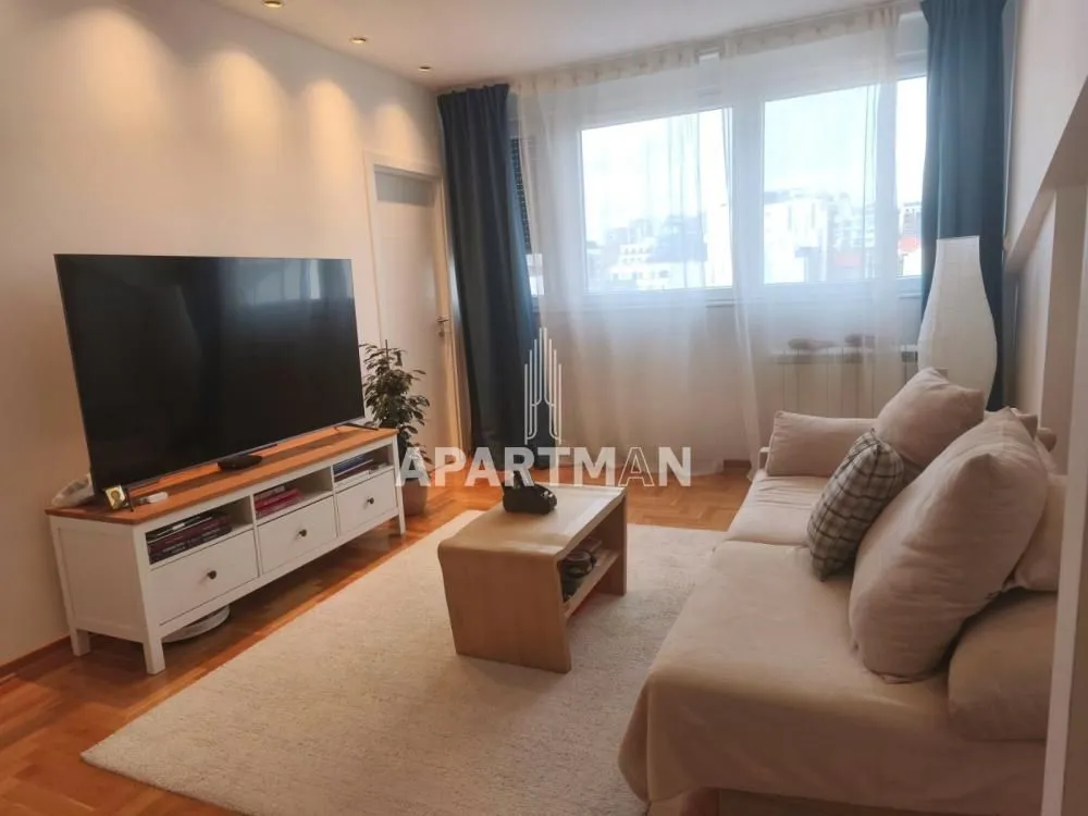 Prodaja, trosoban stan, 68m², Lekino Brdo, Voždovac Sve Podlokacije