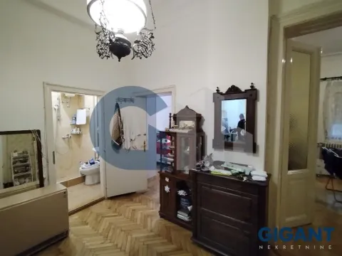 Prodaja, dvosoban stan, 70m², Vračar, Šid - image 6