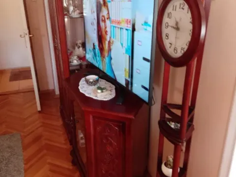 Prodaja, dvosoban stan, 64m², Pejton, Podgorica - image 5