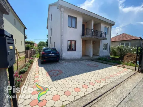 Sale, house, 190m², Tološi, Podgorica - image 1