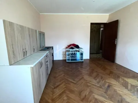 Izdavanje, trosoban stan, 62m², Leštane, Grocka - image 4