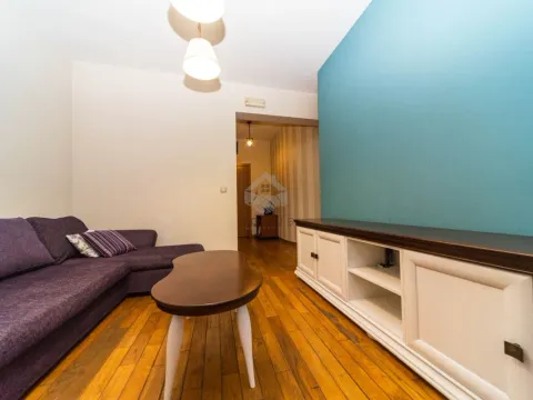 Izdavanje, jednosoban stan, 46m², Krivi Most, Podgorica - image 2