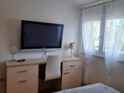 Izdavanje, jednosoban stan, 48m², Blok 9, Podgorica - image 5