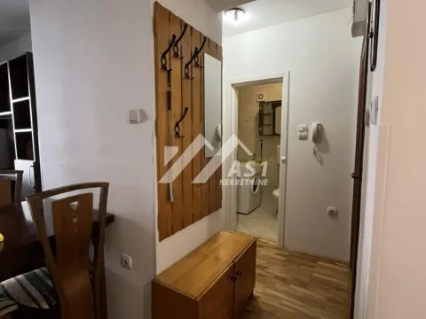 Izdavanje, jednosoban stan, 40m², Sajam, Novi Sad Sve Podlokacije - image 2