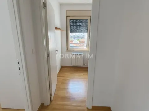 Rent, four bedroom apartment, 65m², Bulbulder, Zvezdara Sve Podlokacije - image 2