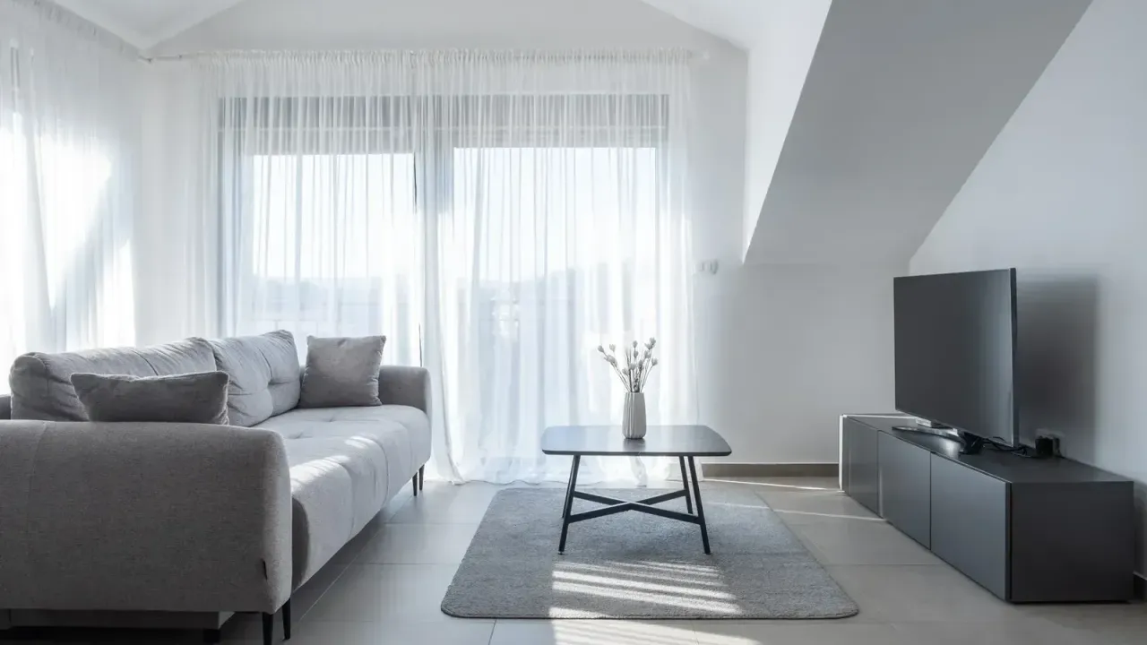 Rent, apartment, 70m², Tivat, Crna Gora