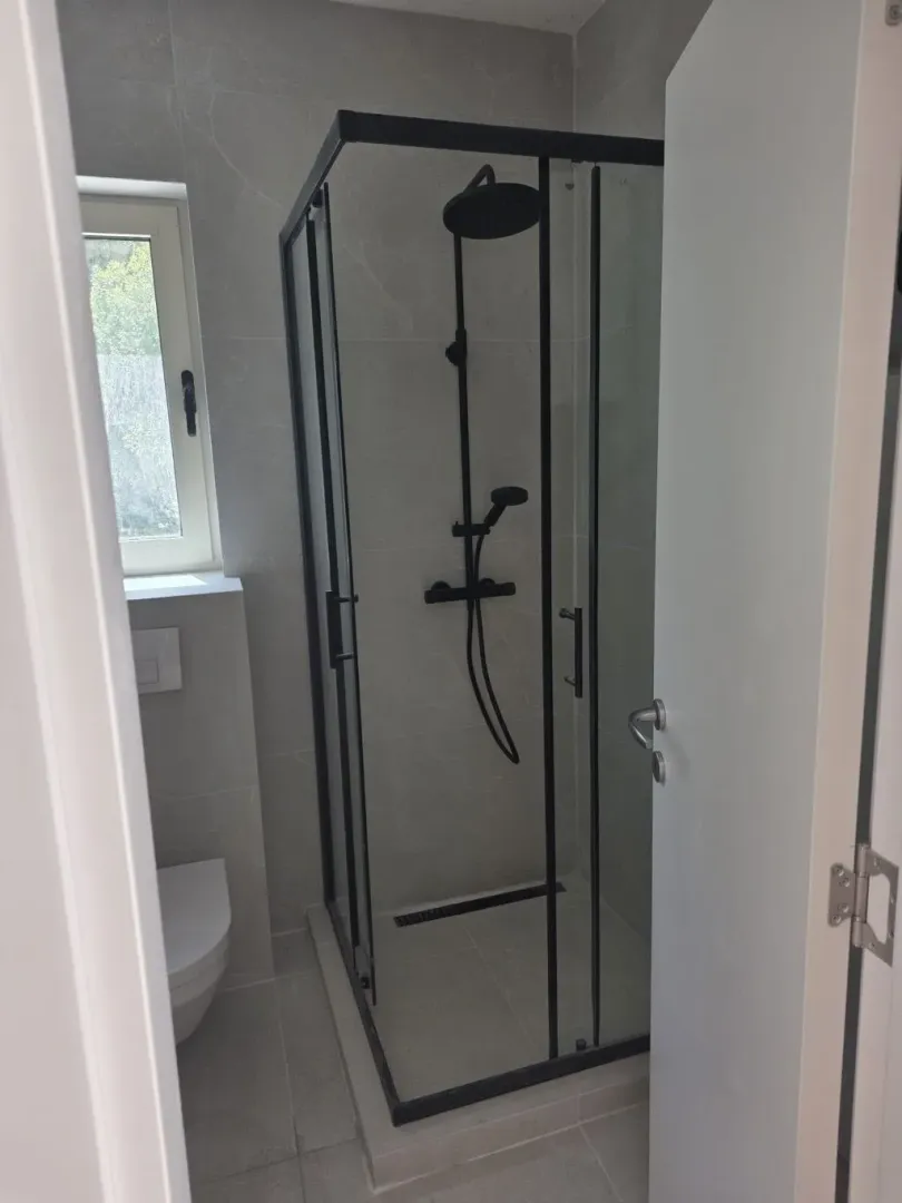 Sale, two bedroom apartment, 85m², Stoliv, Kotor