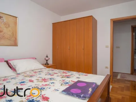 Izdavanje, trosoban stan, 90m², Podgorica, Crna Gora - image 12