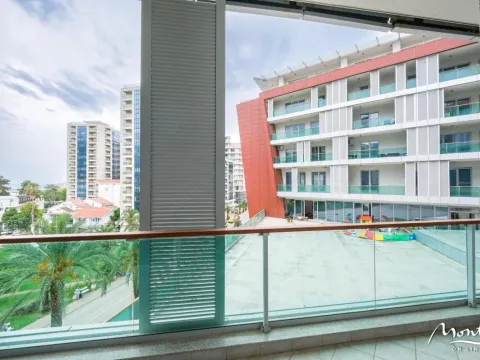 Sale, one bedroom apartment, 87m², Budva, Crna Gora - image 11