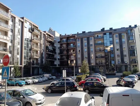 Izdavanje, jednosoban stan, 55m², Ljubović, Podgorica - image 12