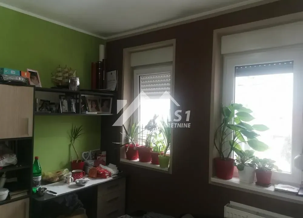 Prodaja, trosoban stan, 70m², Telep, Novi Sad Sve Podlokacije