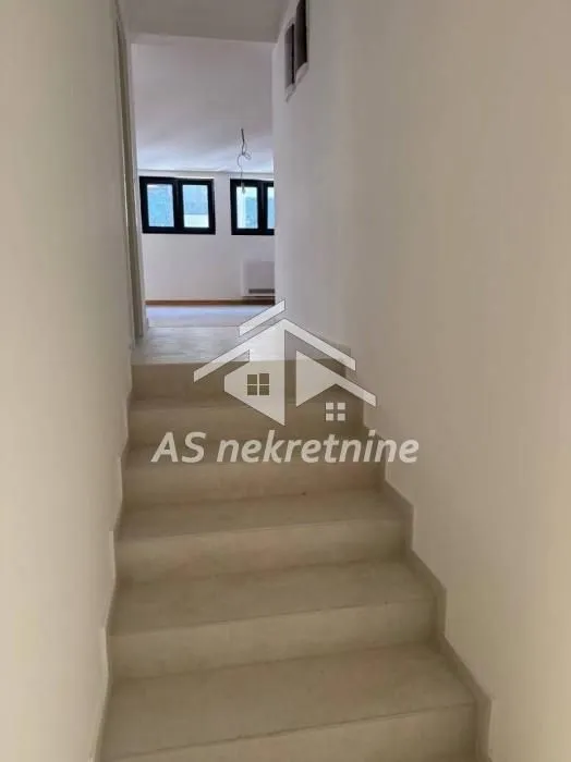 Rent, three bedroom apartment, 80m², Fon (Fon - Bilećka), Voždovac Sve Podlokacije