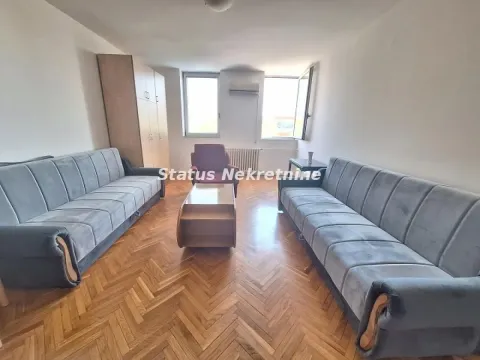 Izdavanje, garsonjera, 30m², Bulevar Oslobodjenja, Novi Sad Sve Podlokacije - image 3