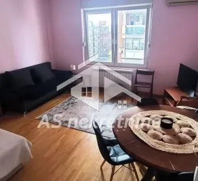 Rent, one bedroom apartment, 33m², Kalenić Pijaca, Vračar Sve Podlokacije - image 2