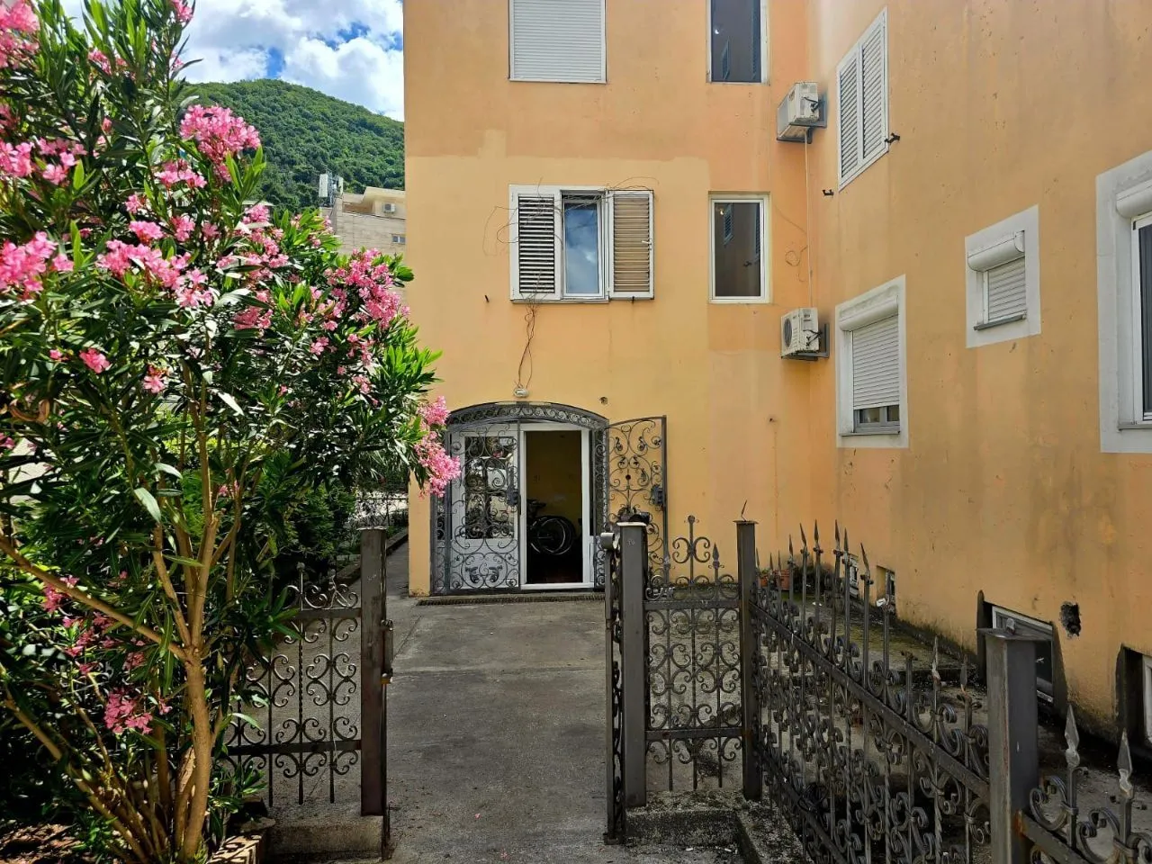 Sale, studio apartment, 29m², Babilonija, Budva