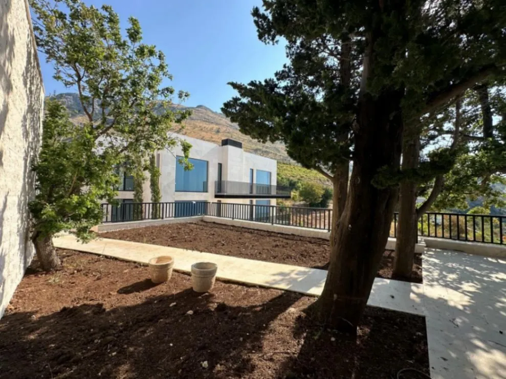 Sale, house, 443m², Reževići, Budva
