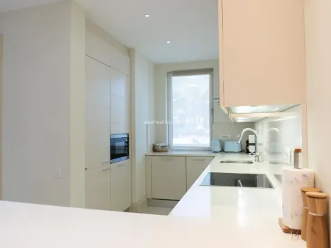 Prodaja, dvosoban stan, 115m², Porto Montenegro, Tivat - image 17