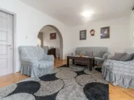 Izdavanje, kuća, 160m², Gornja Gorica, Podgorica - image 2