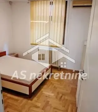 Izdavanje, kuća, 500m², Profesorska Kolonija, Palilula Sve Podlokacije - image 10