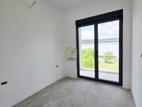 Prodaja, dvosoban stan, 62m², Dalmatinska ulica, Podgorica - image 3