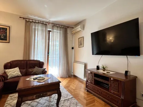 Rent, two bedroom apartment, 75m², Preko Morače, Podgorica - image 2