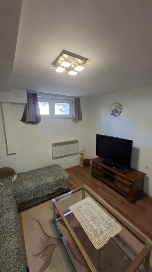 Prodaja, dvosoban stan, 40m², Nova Detelinara, Novi Sad Sve Podlokacije
