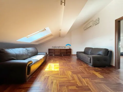 Izdavanje, četvorosoban stan, 178m², Gorica C, Podgorica - image 5