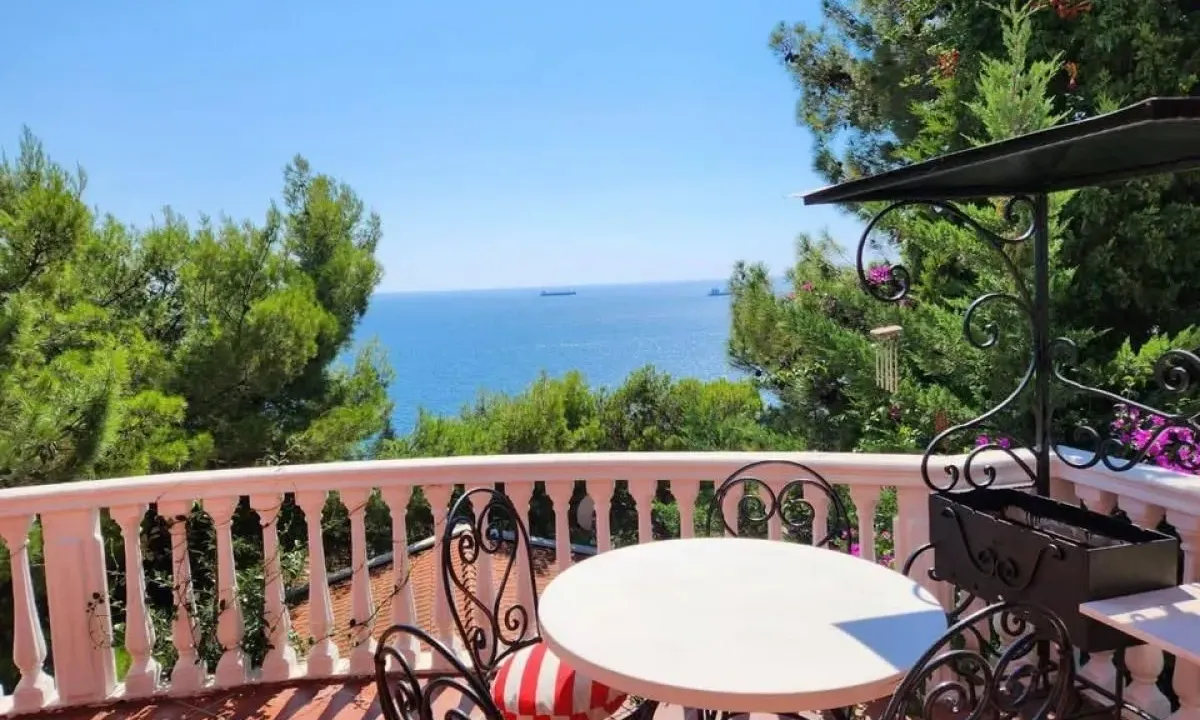 Prodaja, kuća, 200m², Bar, Crna Gora