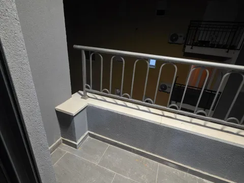 Izdavanje, garsonjera, 30m², Zagorič, Podgorica - image 8