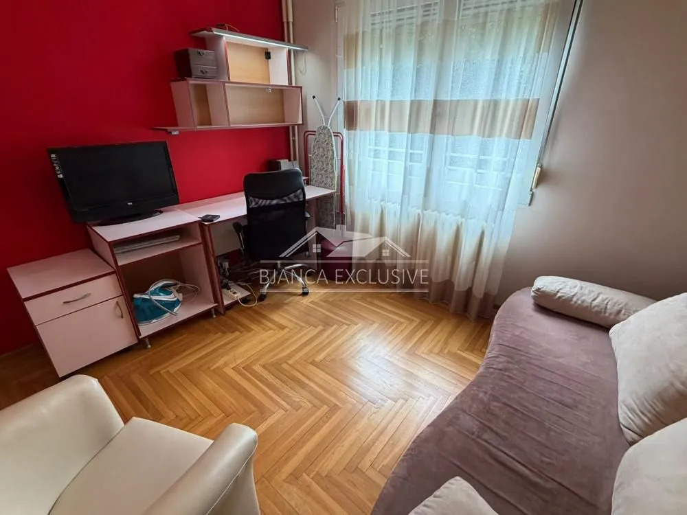 Sale, four bedroom apartment, 79m², Čukarica, Beograd